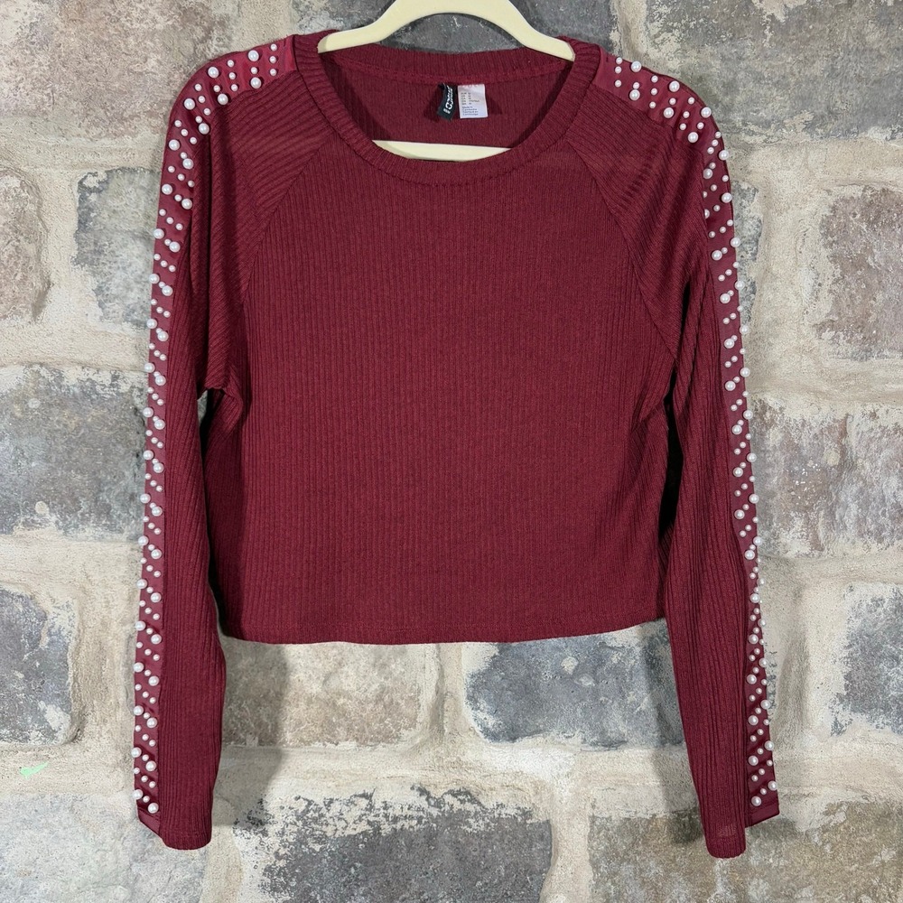 H&M Divided Womens Burgundy Ribbed‎ Pearl Embellished Cropped Long Sleeve Top M